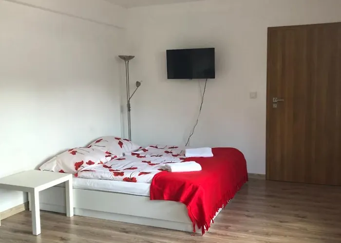 Omelia Hétvégi ház Człuchów